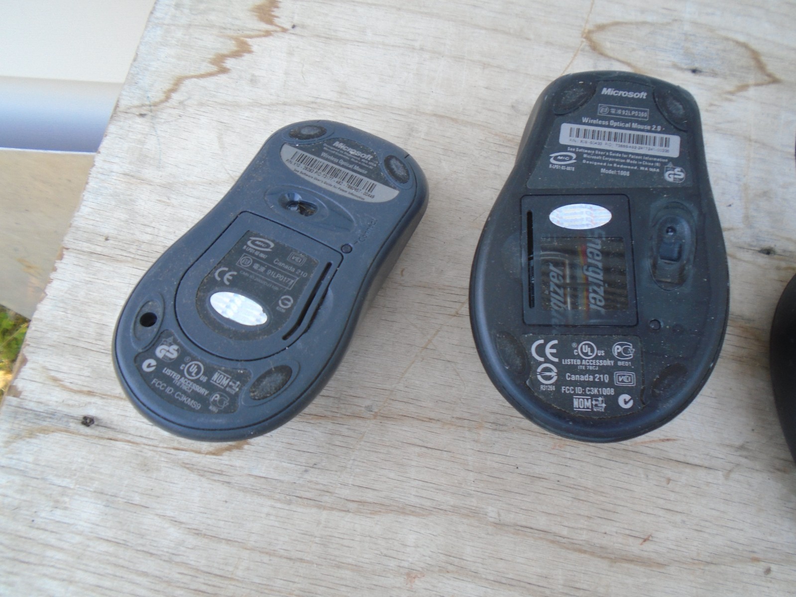 LARGE LOT Microsoft Canada 210 310 Wireless Optical Mouse USB Dongle Receiver