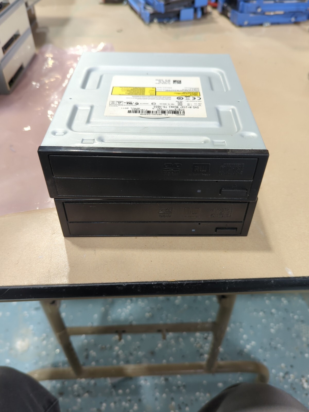 Lots of 4-DVDRW SATA Drive DVD CD RW Drive Burner For Internal Desktop Computer