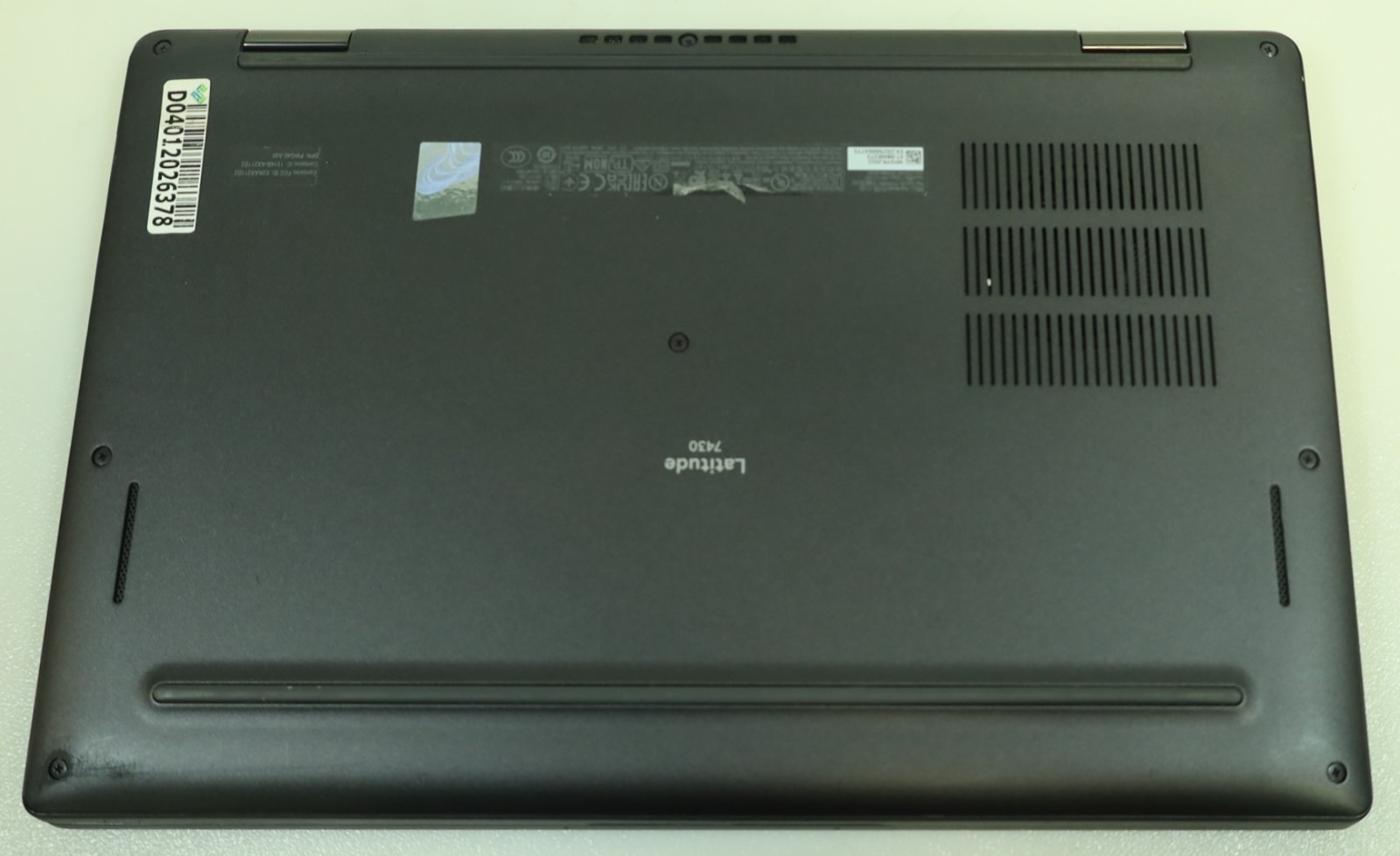 Dell Latitude 7430 14″ Intel i7-1265U 16GB DDR4 256GB SSD No COA OS
