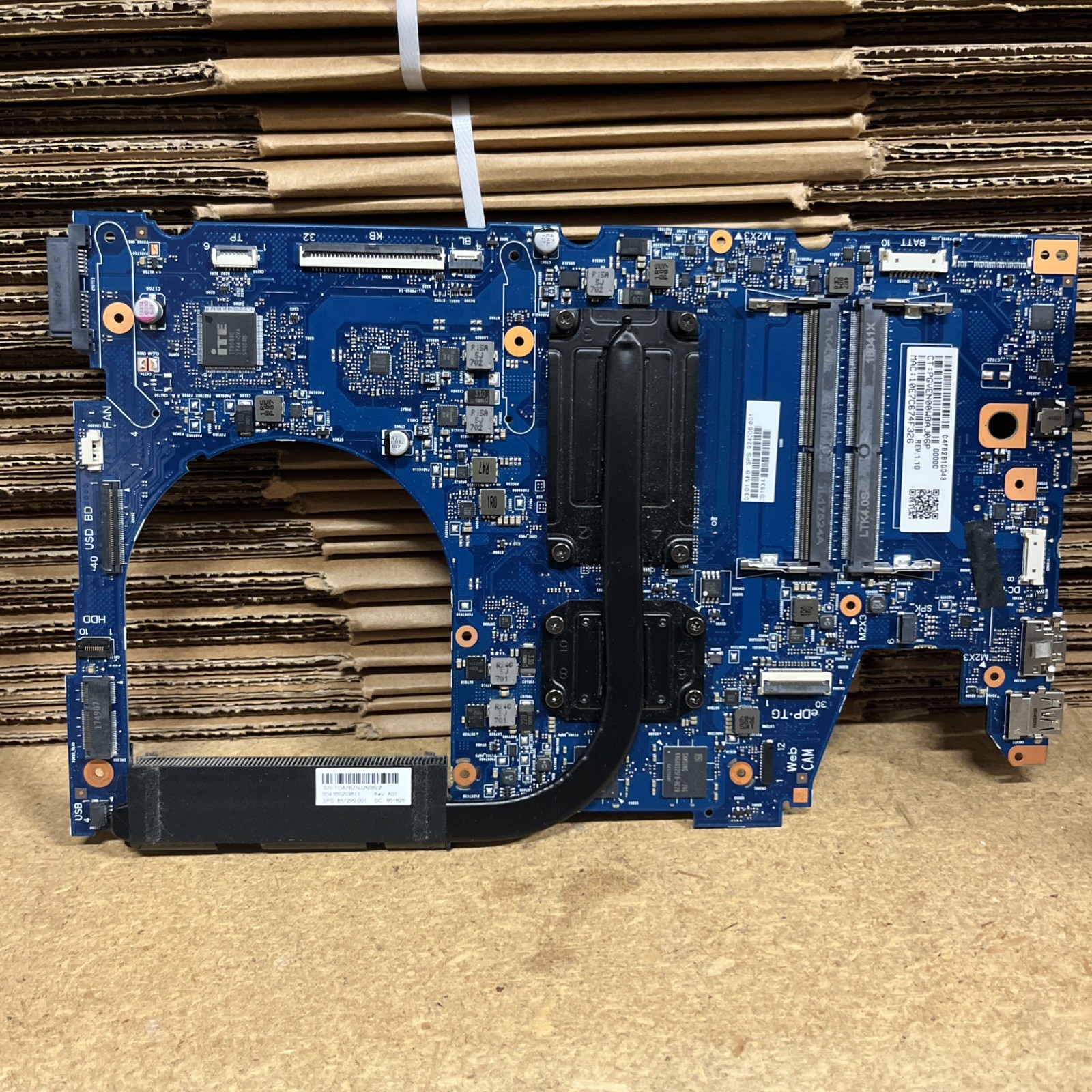 HP Laptop Motherboard 924006-601 | Intel Core i7-8550U 1.80 GHZ