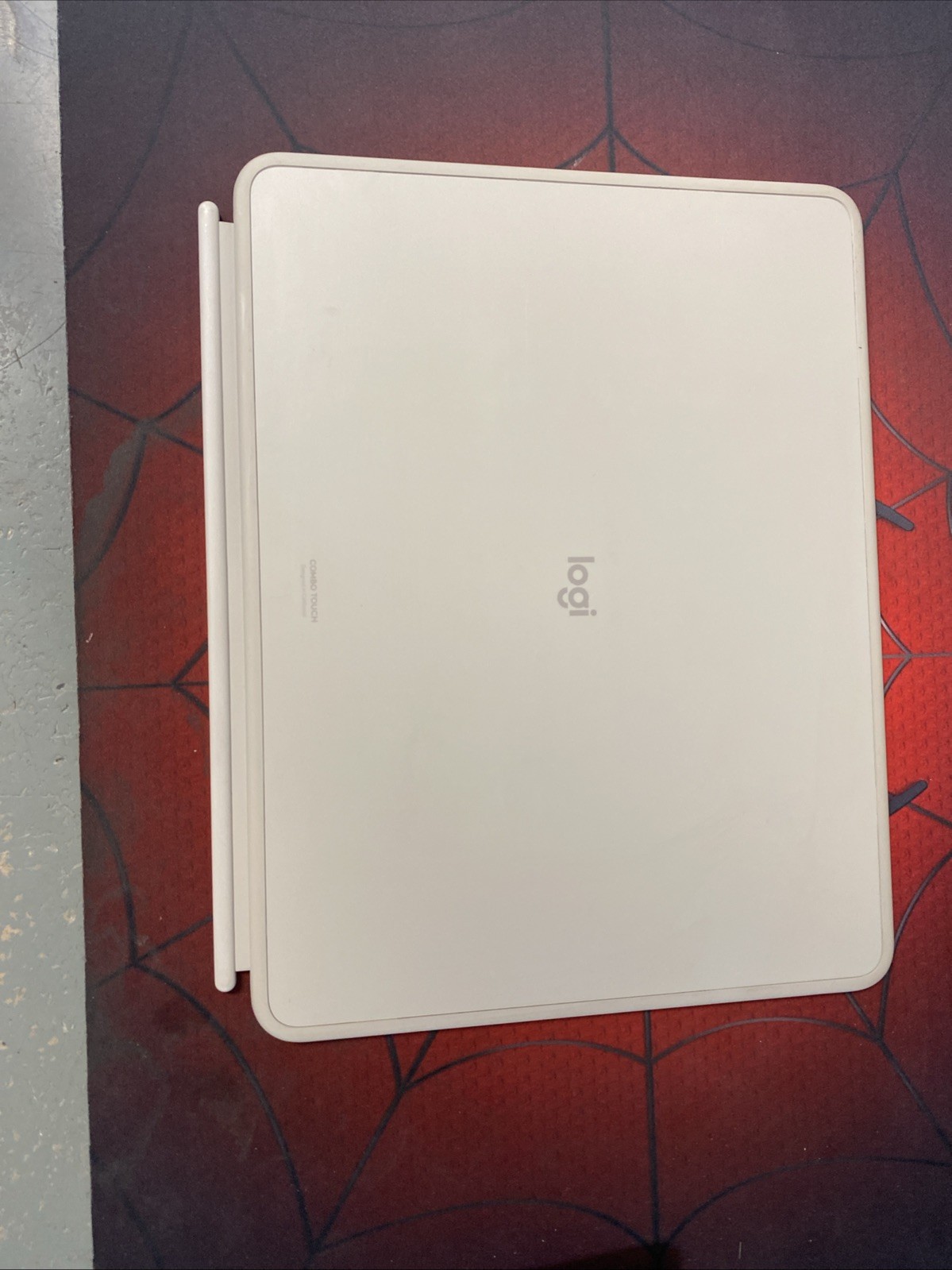 Logitech Combo Touch Keyboard Case