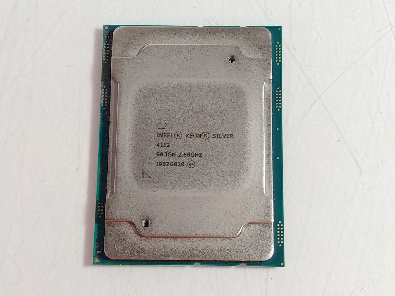 Intel Xeon Silver 4112 2.6 GHz LGA 3647-0 Server CPU Processor SR3GN