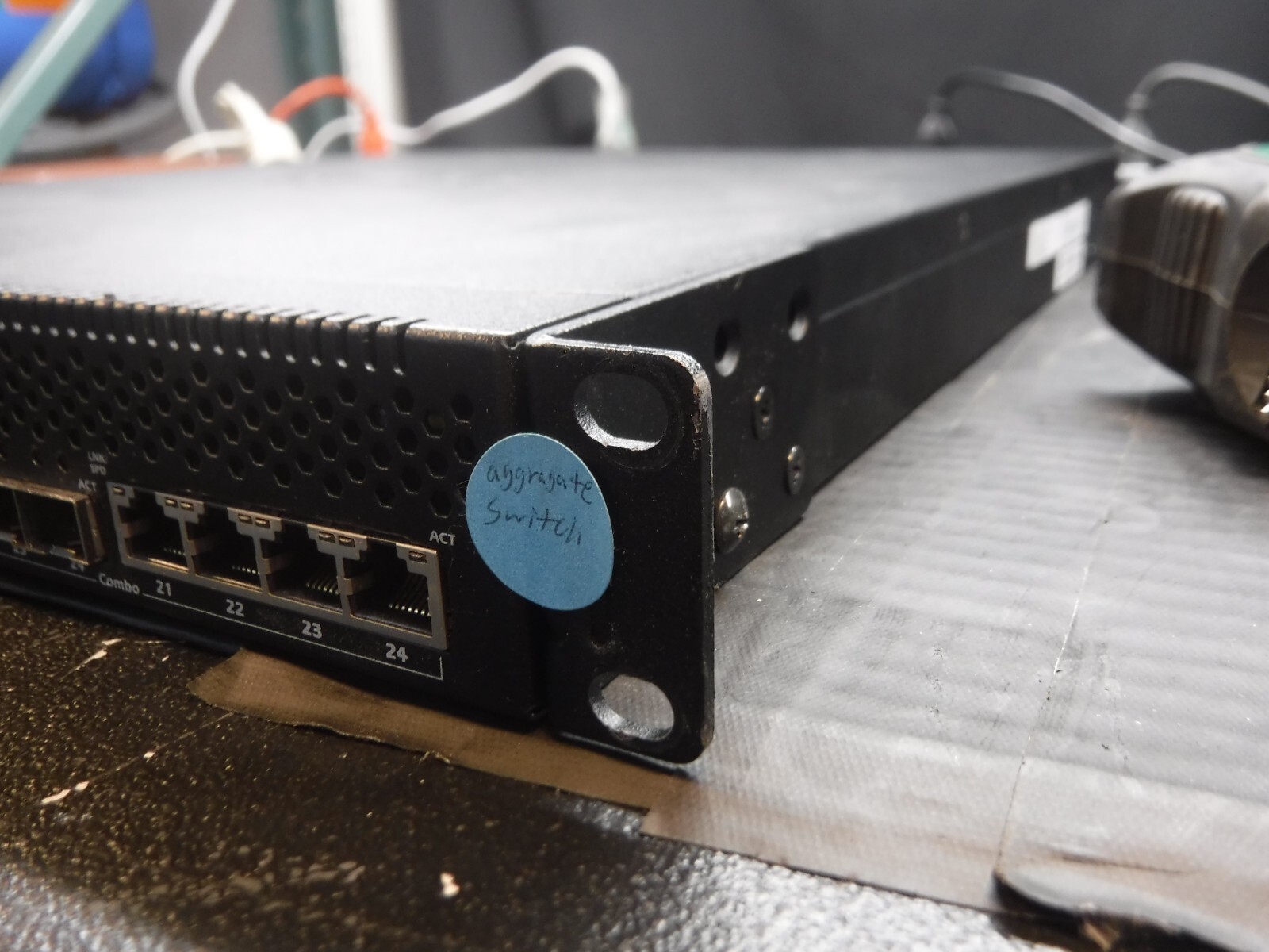 Dell Inc. P/N: C211M Rev: A02 Power Connect 8024F Network Swtich