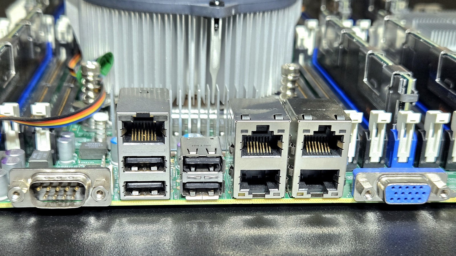 Supermicro X9DRi-LN4F+ Dual Xeon E5-2670 128GB RAM Server Motherboard Combo IPMI