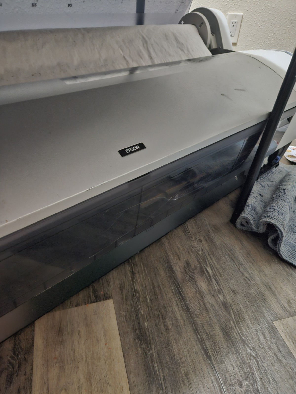 Epson Stylus Pro 9880 Large Format printer