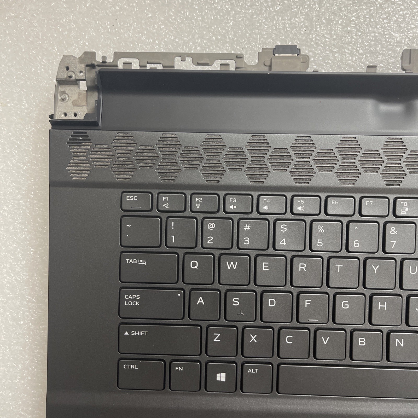 Genuine Dell Alienware15 M15 R3 Palmrest US Backlit Keyboard 03DYGJ S4P2