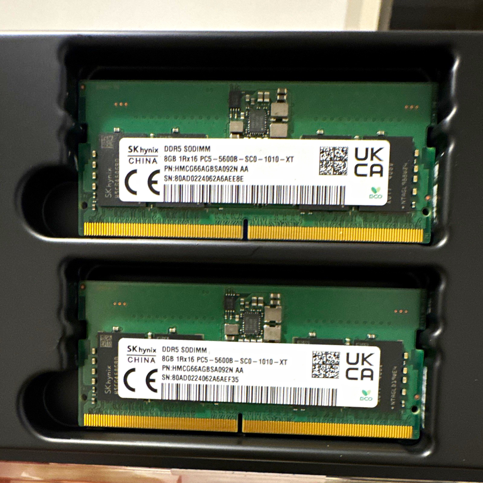 SK hynix 16GB (2x8GB) DDR5 SO-DIMM PC5-5600B 262-Pin HMCG66AGBSA092N