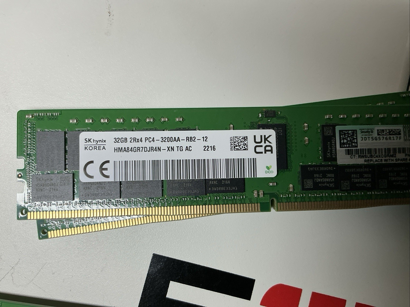 SK hynix32GB (1x32GB) DDR4 ECC Registered RDIMM PC4-3200AA 288P