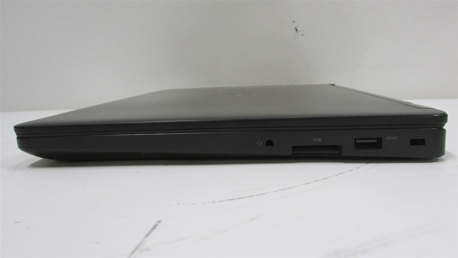 Dell Latitude E5470 i5-6300U 2.4GHz 8GB RAM 250GB SSD 14″ W10 Pro DMG/BAT PROB