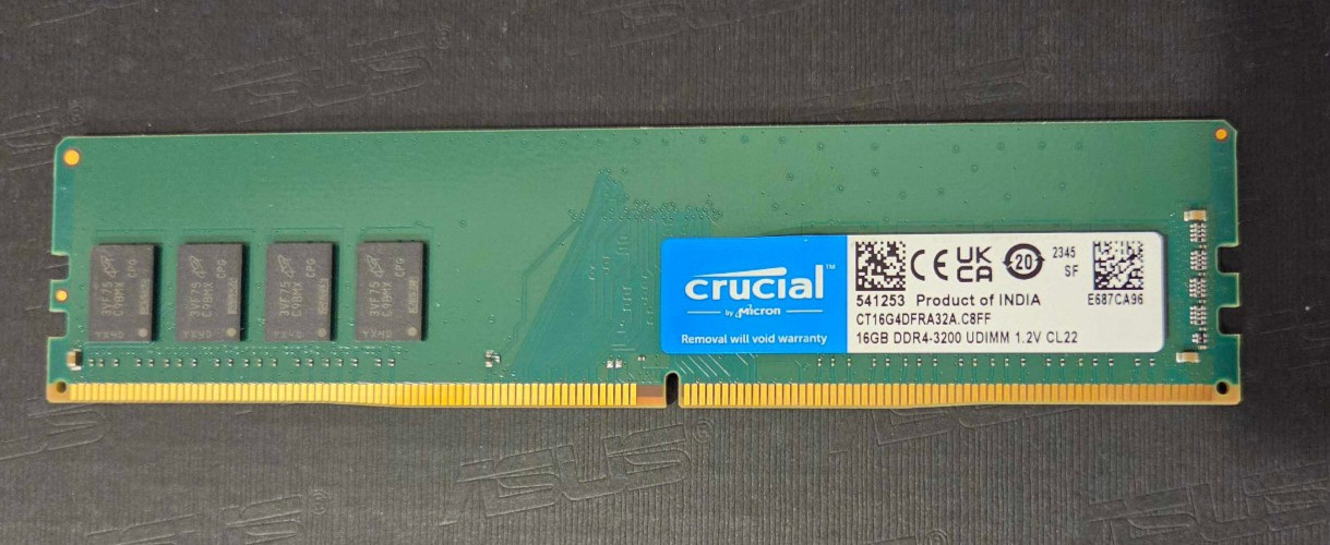 Crucial 16GB DDR4 3200 MHz CL22 RAM Module (CT16G4DFRA32A.C8FF)