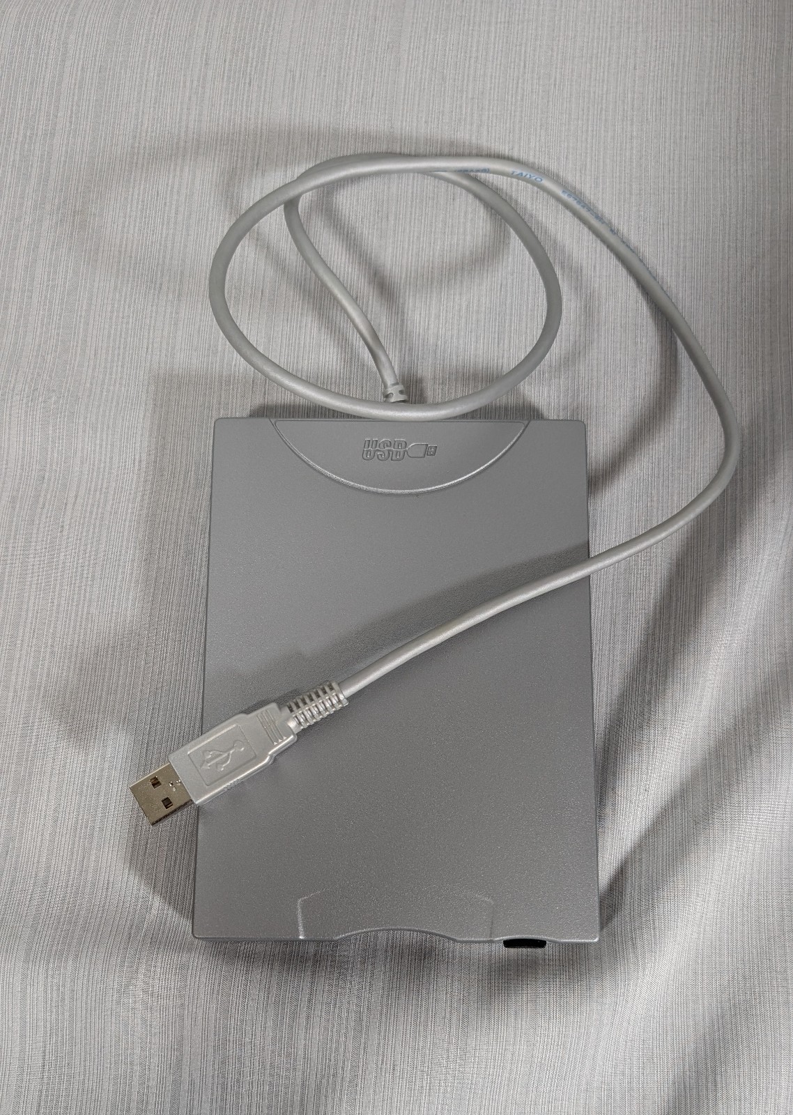 SmartDisk External USB 3.5″ Floppy Drive for PC or Mac/Titanium Edition/Tested