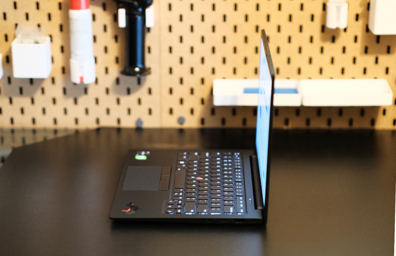 ThinkPad X1 Carbon 10th Gen, Core i7-1265U (10-cores), 16GB DDR5, 512GB NVME SSD