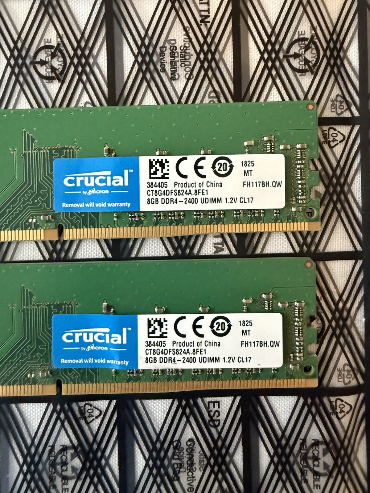 Crucial 16GB (2x8GB) DDR4-2400 PC4-2400T UDIMM DDR4 SDRAM CT8G4DFS824A