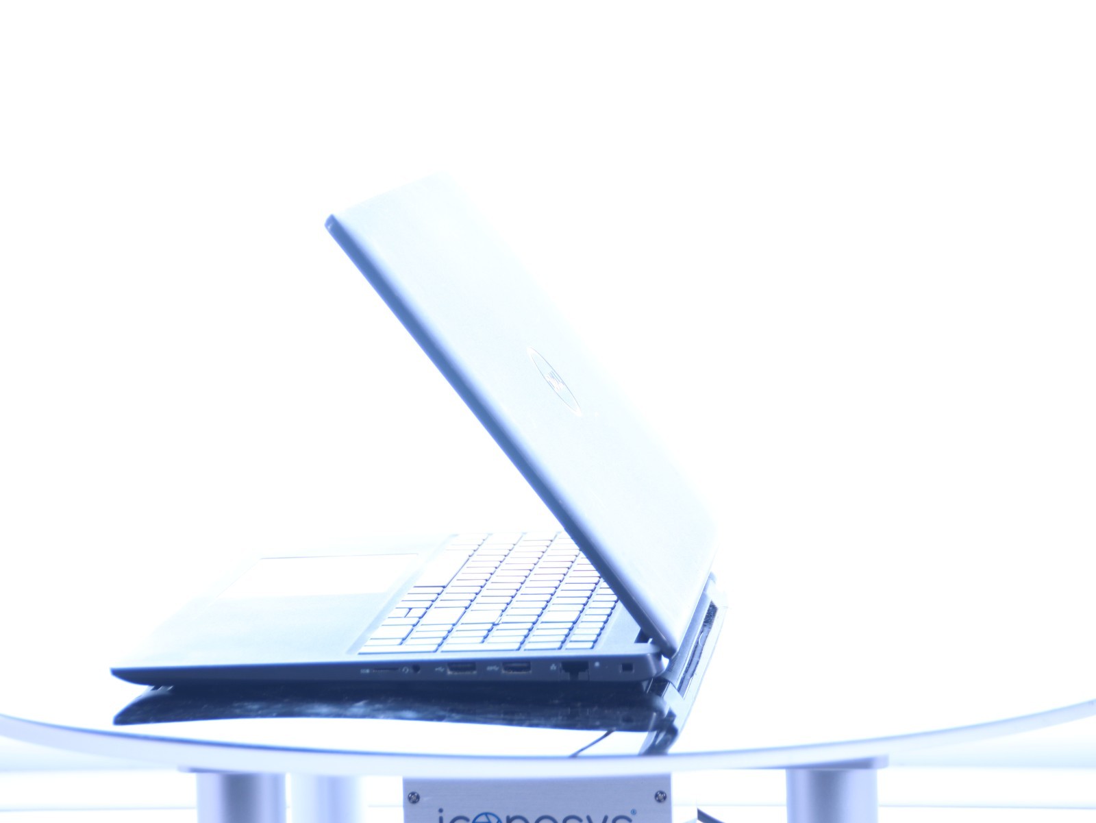 Dell Latitude 3520 Core i5-1135G7 16GB RAM 256GB NVMe Win 11 Pro No AC