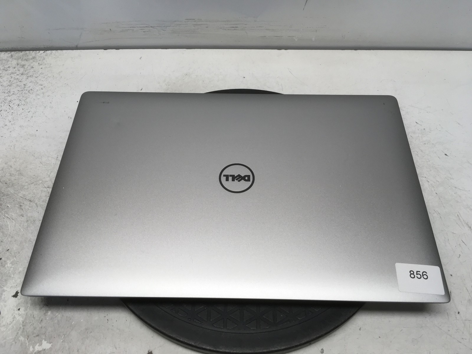 Dell Precision 5520 Intel i7-7820HQ 2.9GHz 8 GB NO HDD No Batt BIOS Locked