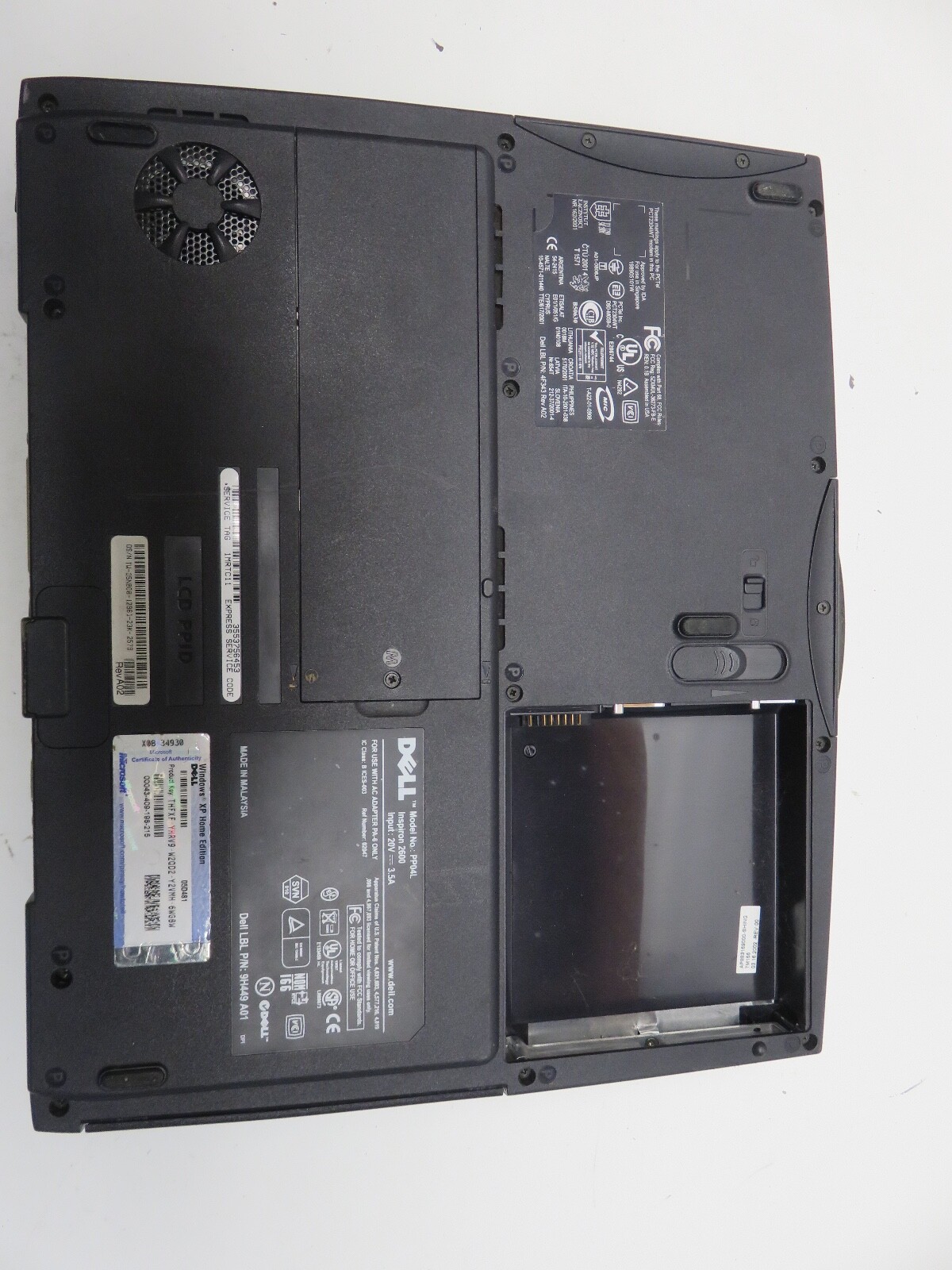Dell Inspiron 2600 Intel R Celeron 1066MHz 640K NO HDD No Batt