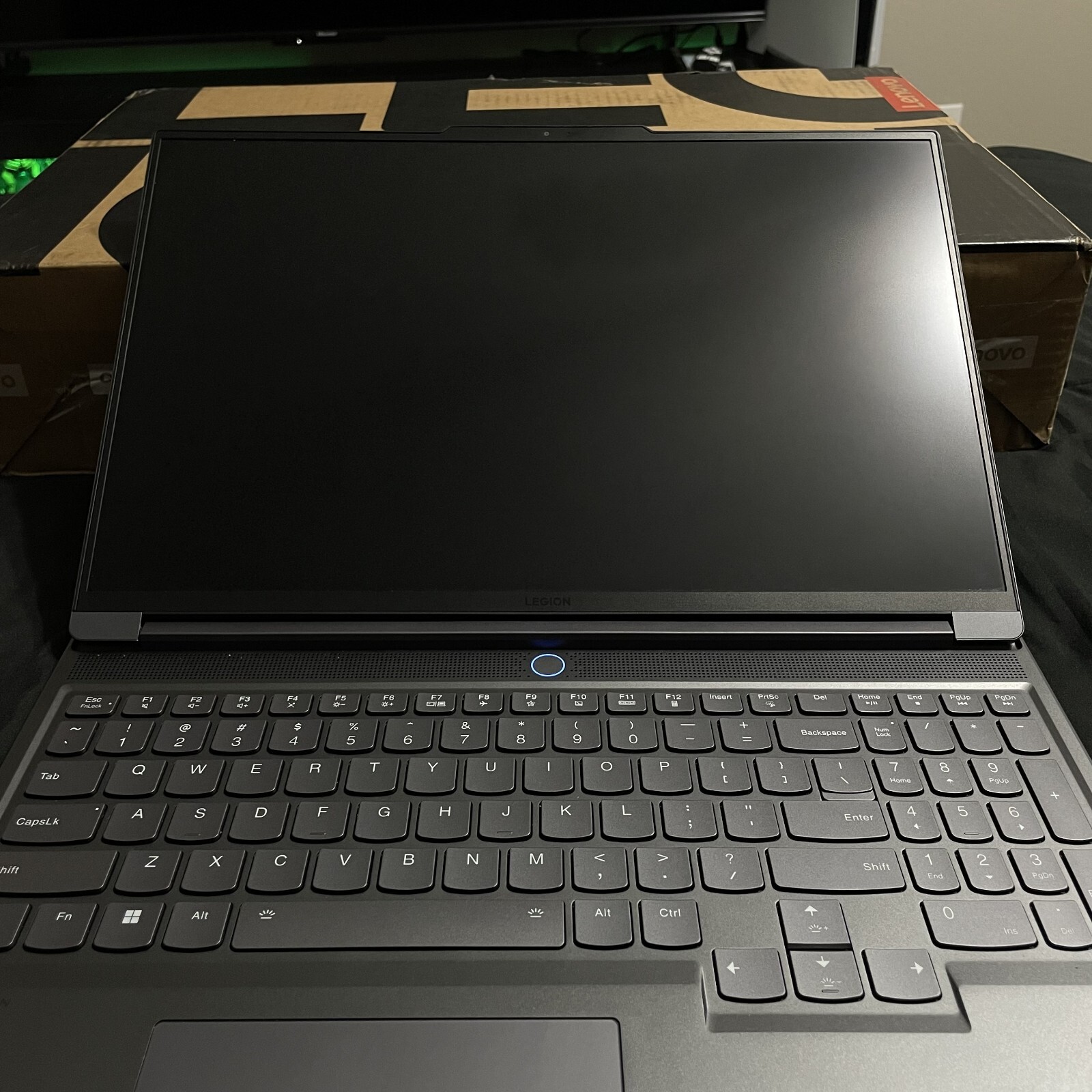 Lenovo Legion Slim 7 – RTX 4070 – 13TH GEN I9 – 240HZ – 32GB RAM – Gaming Laptop