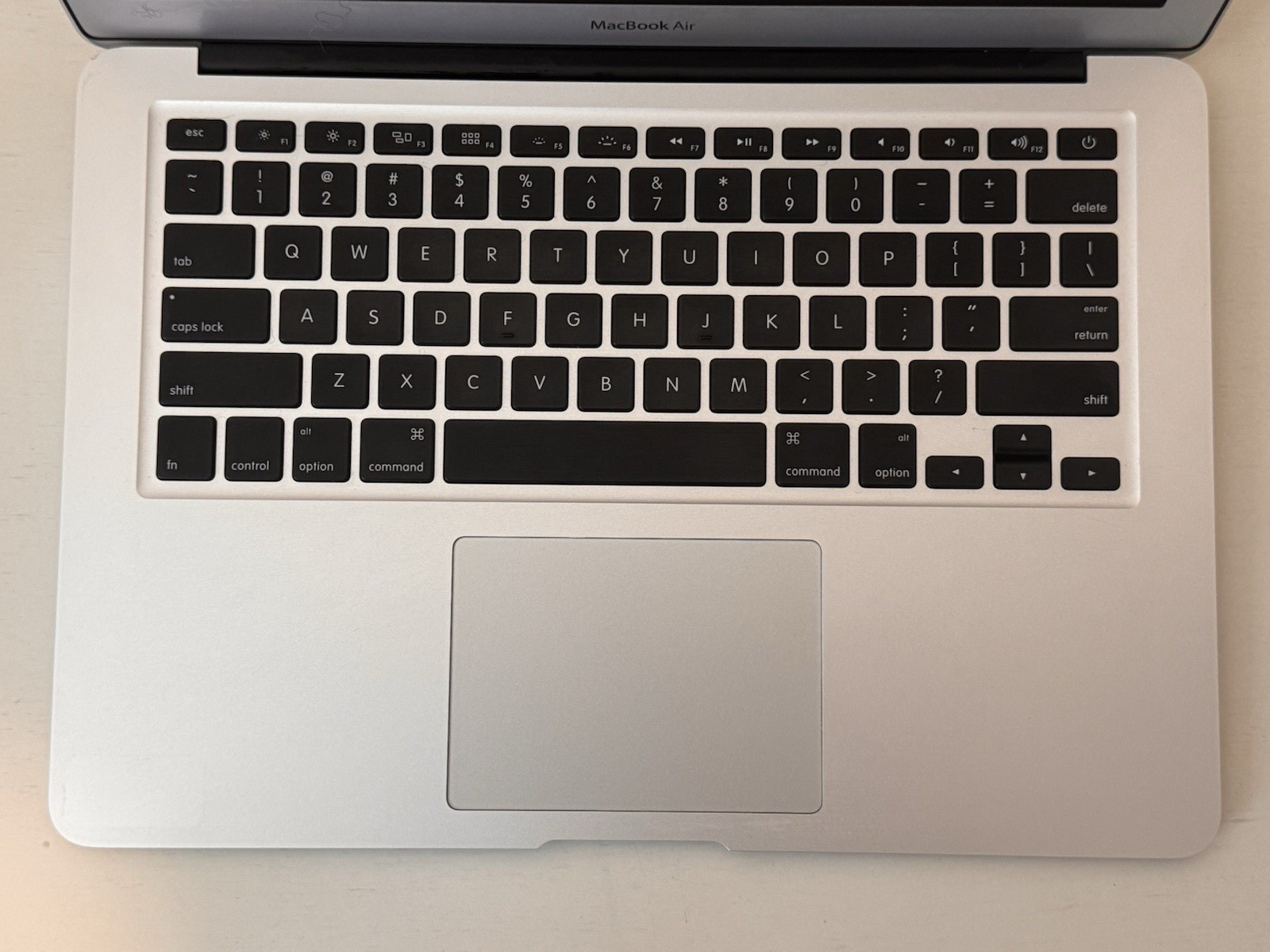 Apple MacBook Air 13 | A1466 | i5 2.6GHz BOOST | FAST | FREE WARRANTY
