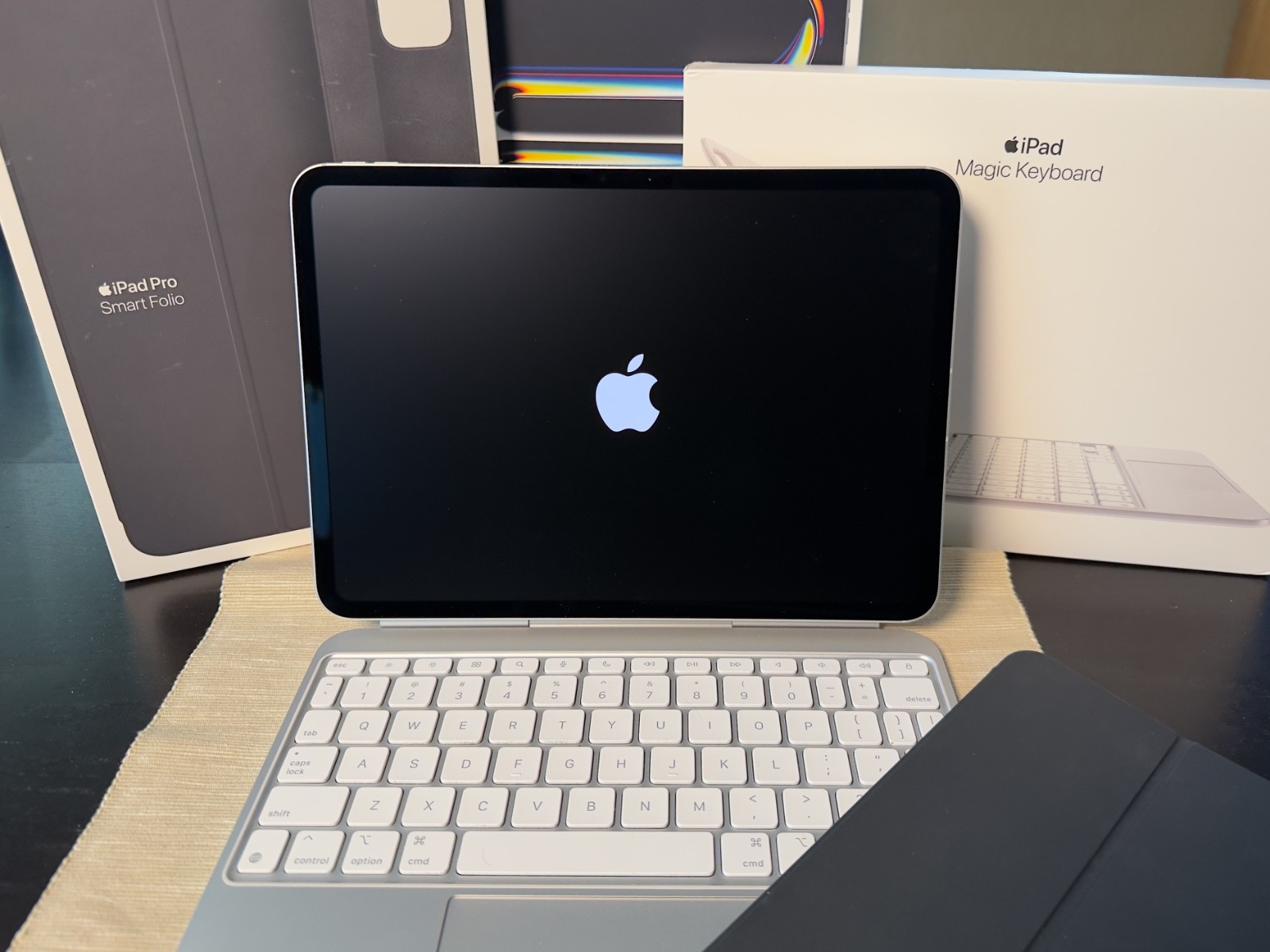 Apple iPad Pro 11-inch (M5) 1 TB, Wi-Fi + 5G, Nano Texture, Silver, +EXTRAS