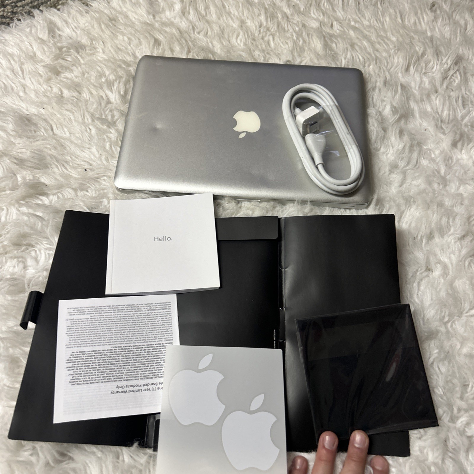 MacBook Pro (2011) Core i5 2.3GHz, 4GB RAM, 500GB HDD