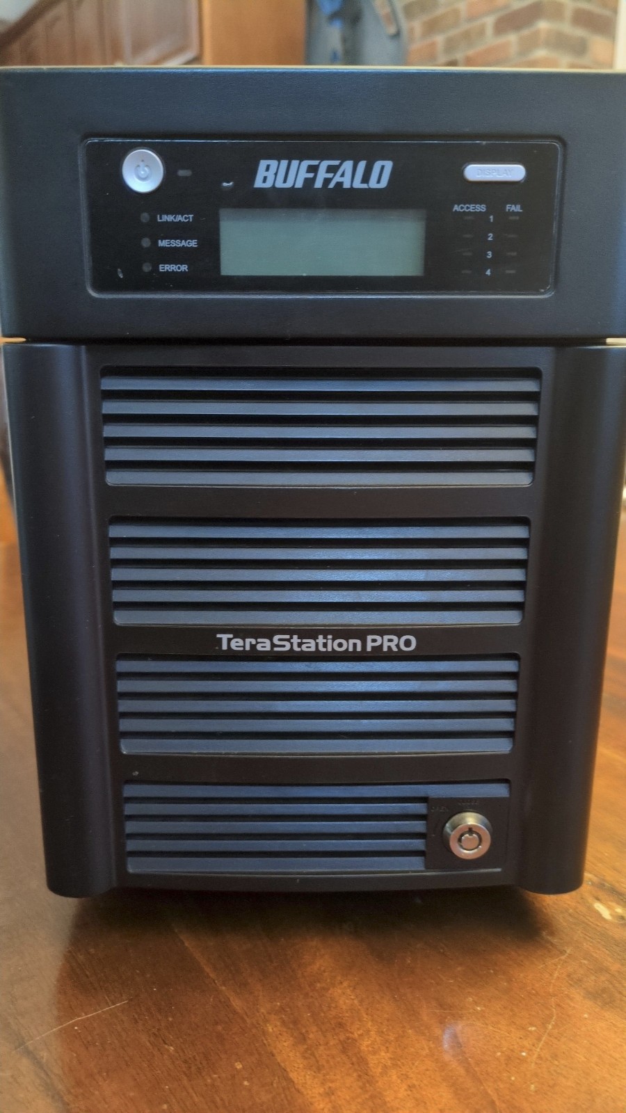 Buffalo TeraStation Pro II TS-H0.0TGL/R5-R NAS, 4-Bay RAID 5 8TB (4x2TB)