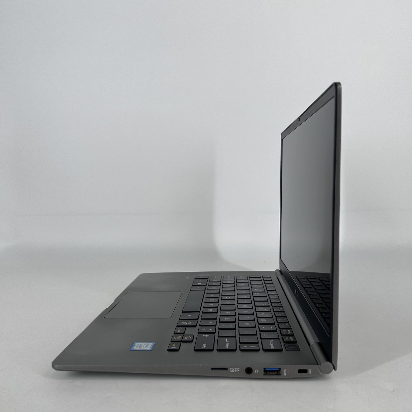 LG Gram 13 FHD TOUCH i7-8550U 1.80GHz 8GB RAM 512GB SSD Good