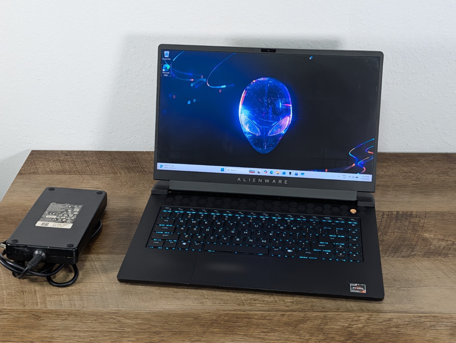 Dell Alienware M15 R5 – Ryzen 7 5800h 16gb 256gb – RTX 3060