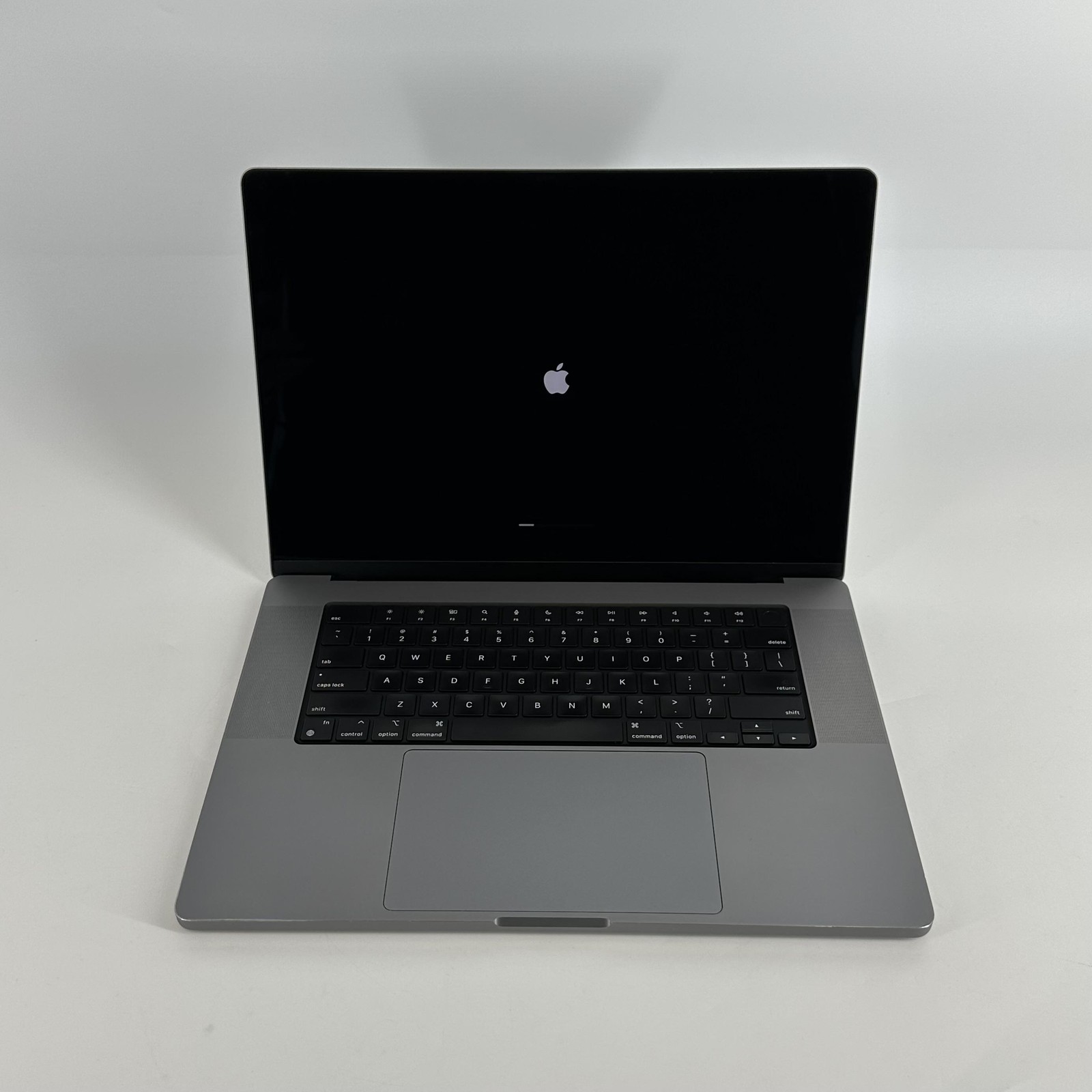 MacBook Pro 16 Space Gray 2021 3.2 GHz M1 Max 10-Core CPU 32-Core GPU 64GB 1TB