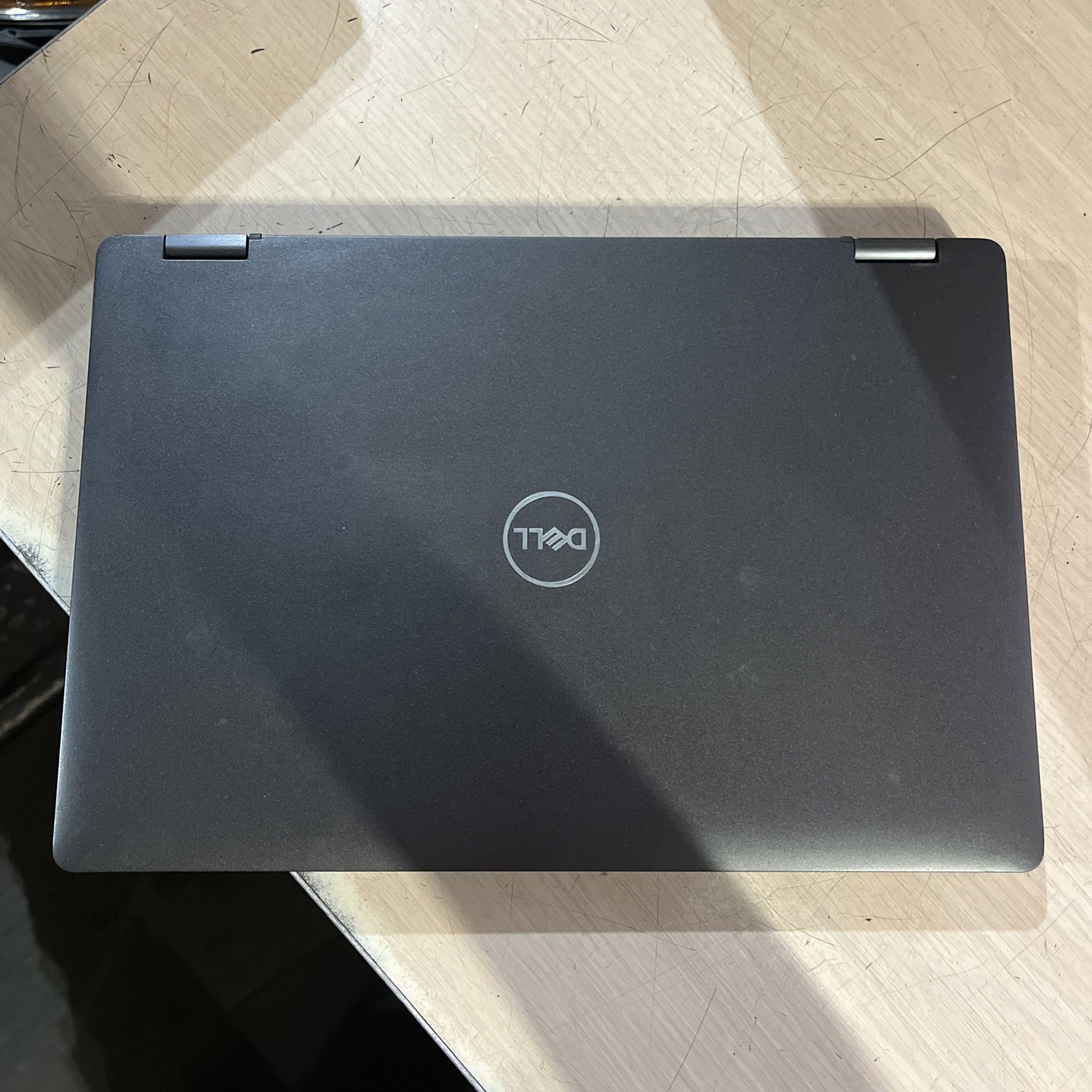DELL LATITUDE 5300 2 IN 1 INTEL CORE I7-8665U 1.90GHZ 16GB RAM NO HD / TOUCH ‘
