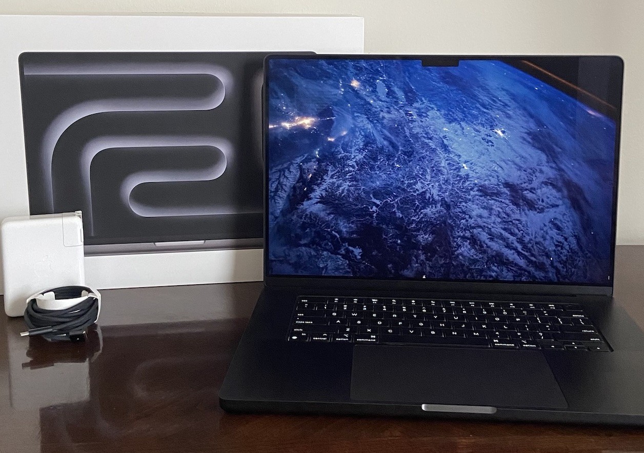 Apple MacBook Pro 16-inch M4 Max 36GB 1TB