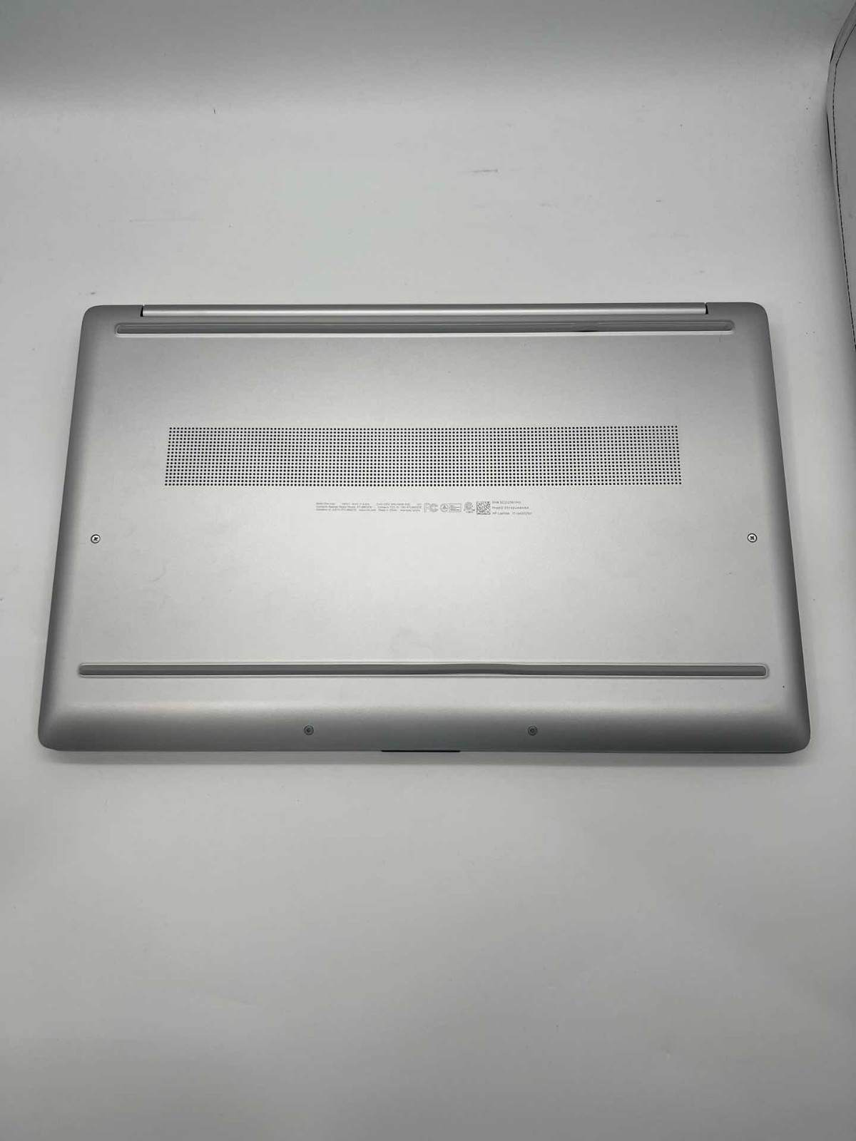HP 17.3″ Touchscreen Laptop Ryzen 5 5500U 12GB RAM 1TB HDD Win11 Home Open Box