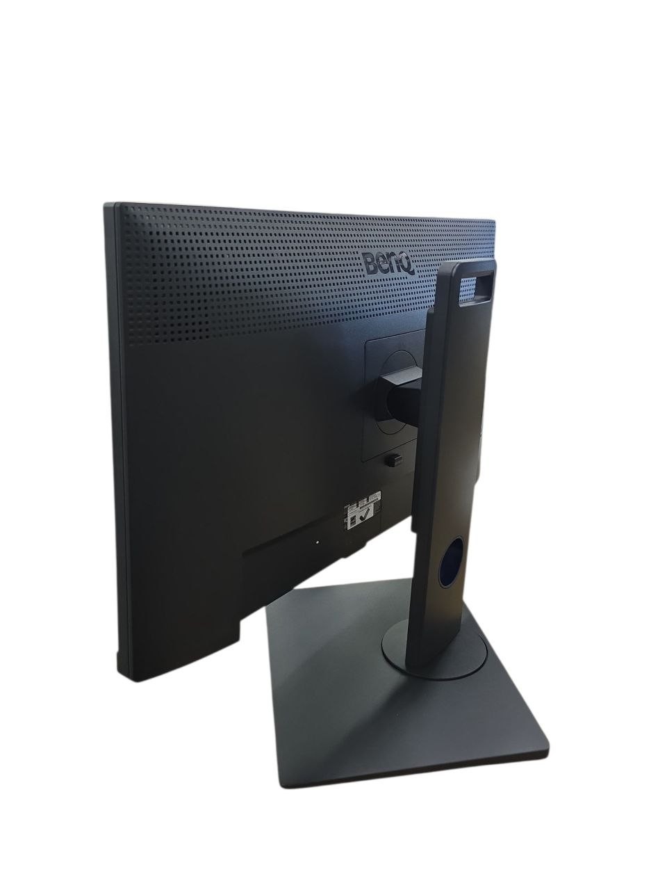 BenQ PD2700U 27″ 4K UHD IPS Monitor 60Hz AQCOLOR 100% sRGB Black