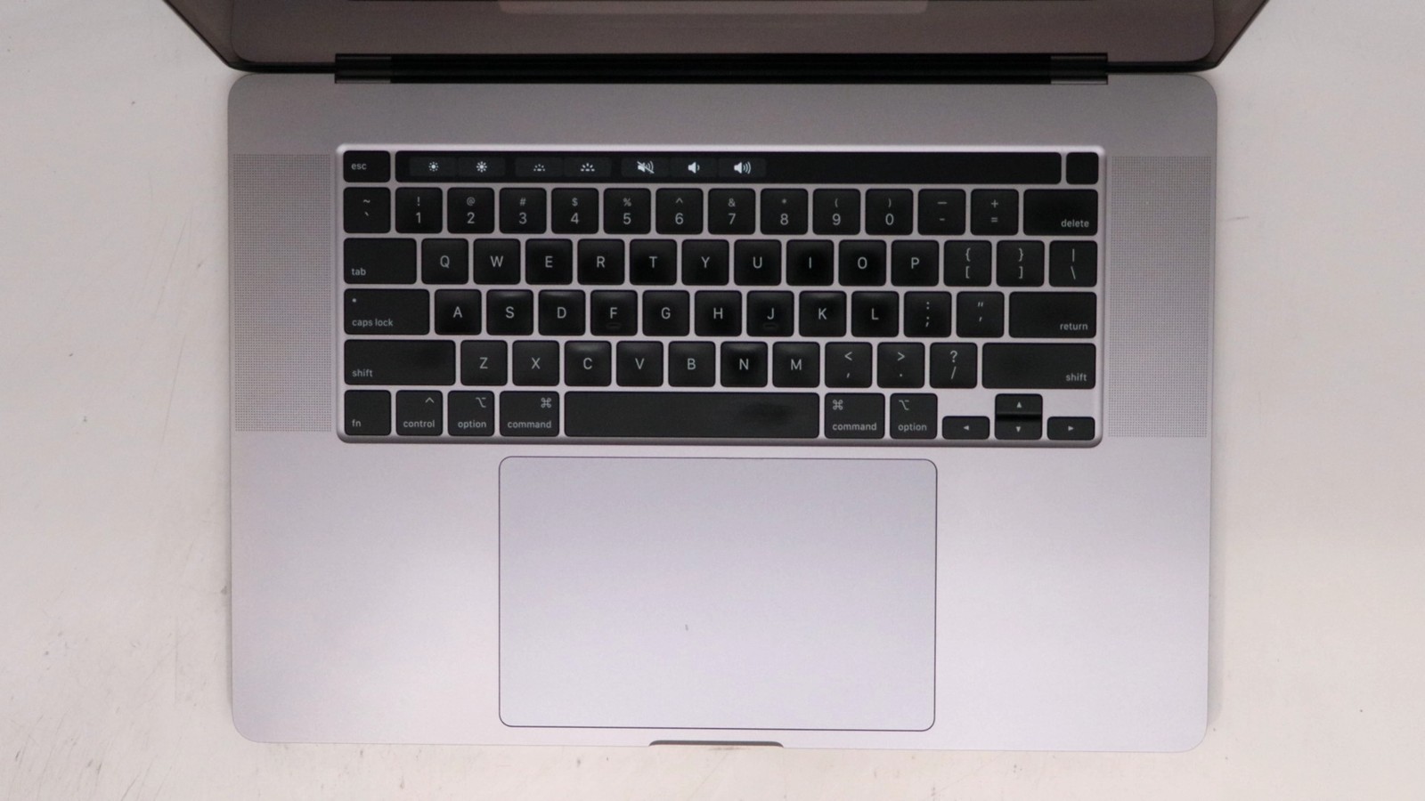 Apple MacBook Pro 16 Core i9 64GB 512GB Gray 2019 – Good