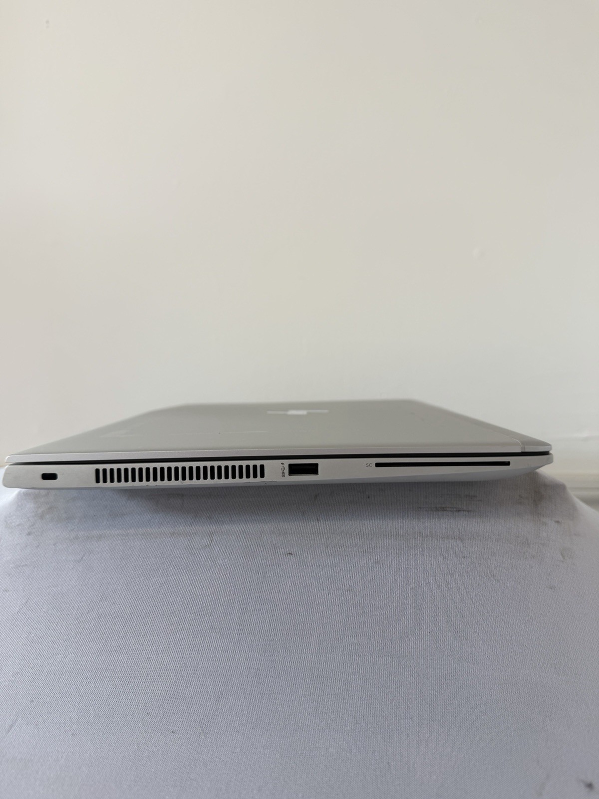 HP Elitebook 840 G6 Laptop – Screen Yellowing – Intel i7 Gen 8 – Read Des