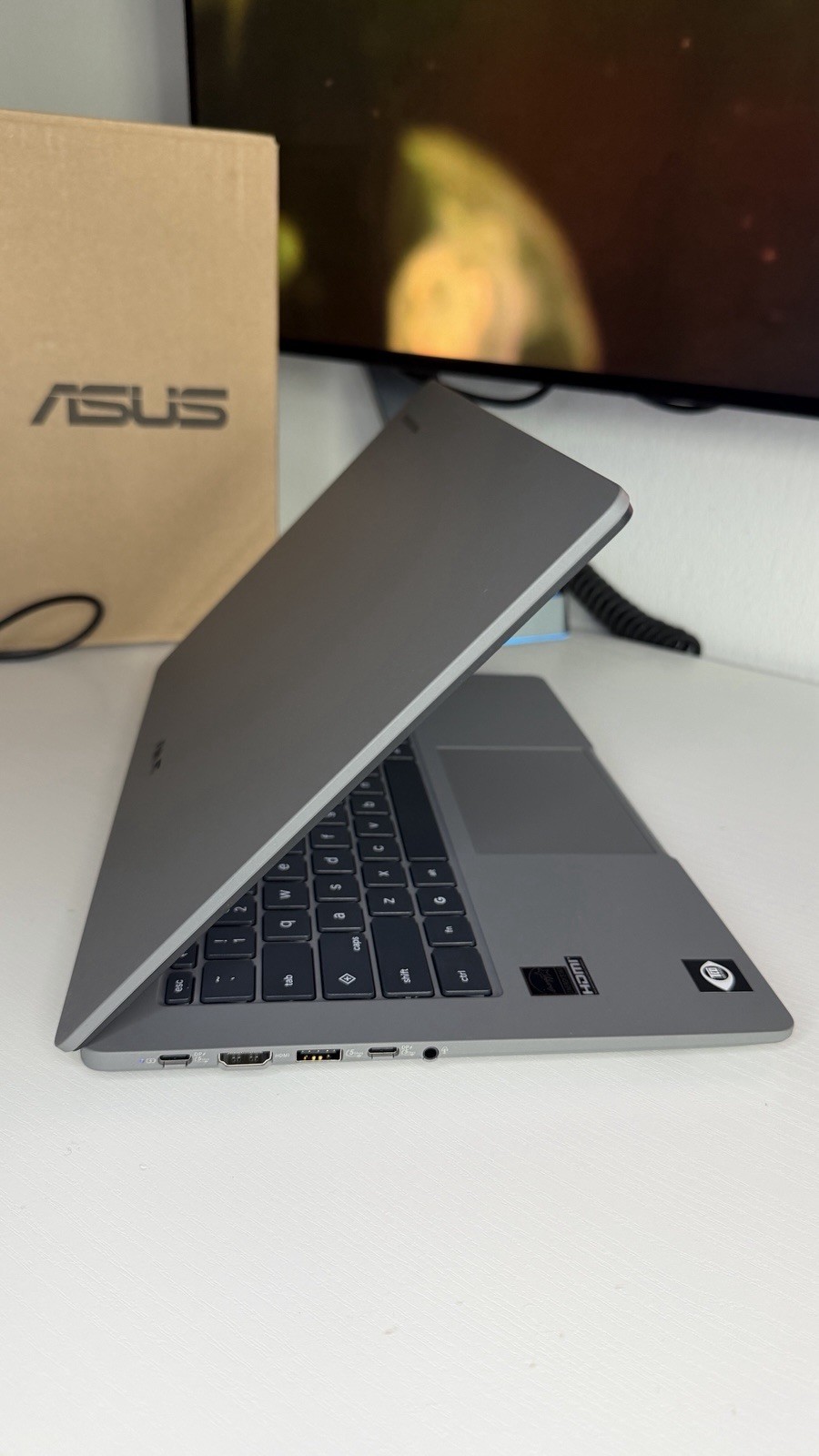 ASUS Chromebook Plus CX 14″ Touchscreen Laptop. Intel Core 3-N355, 256GB,8GB NEW