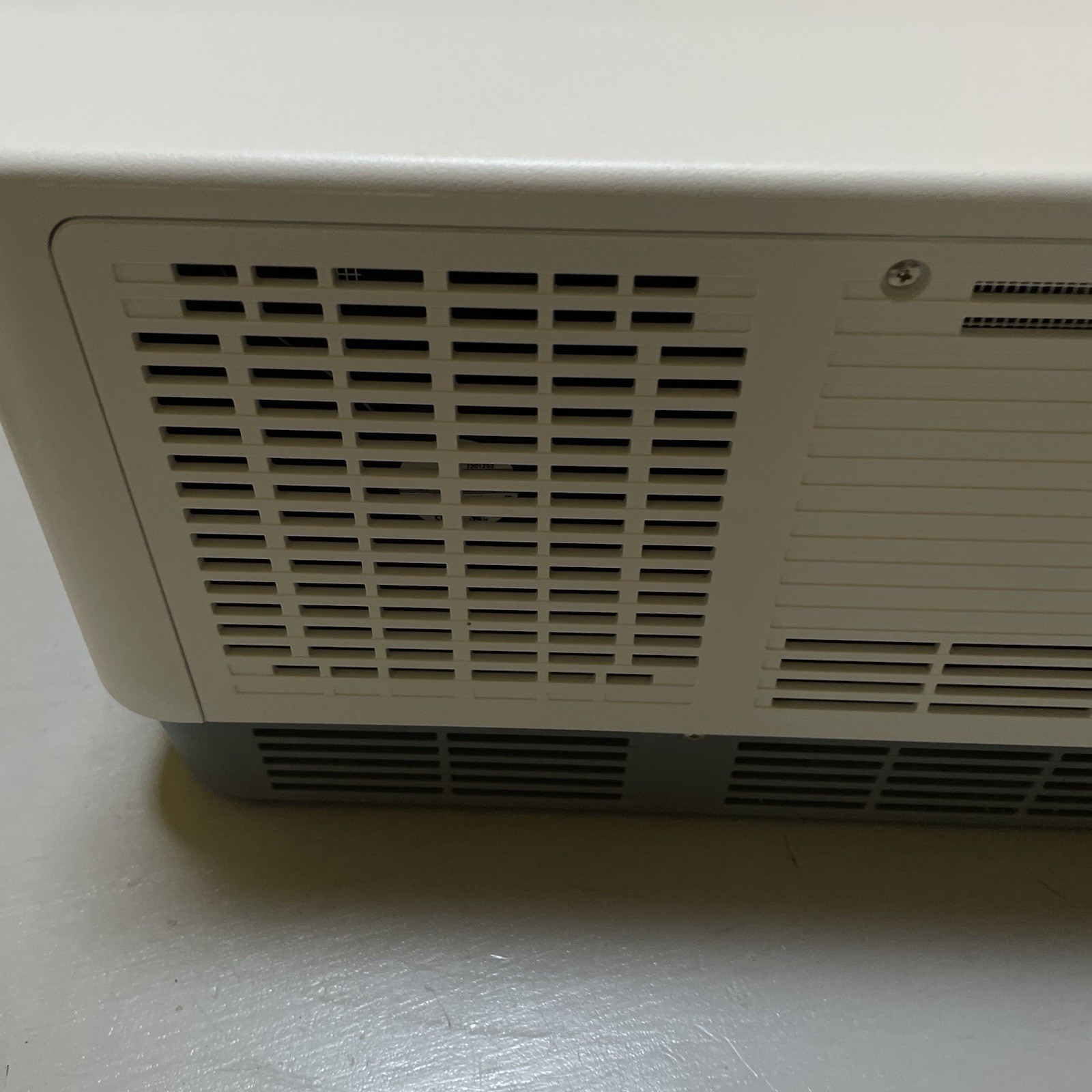 NEC NP-PA803UL 3LCD 1920×1200 8,000 Lumen Projector w/ NP41ZL Lens | 5774 Hours