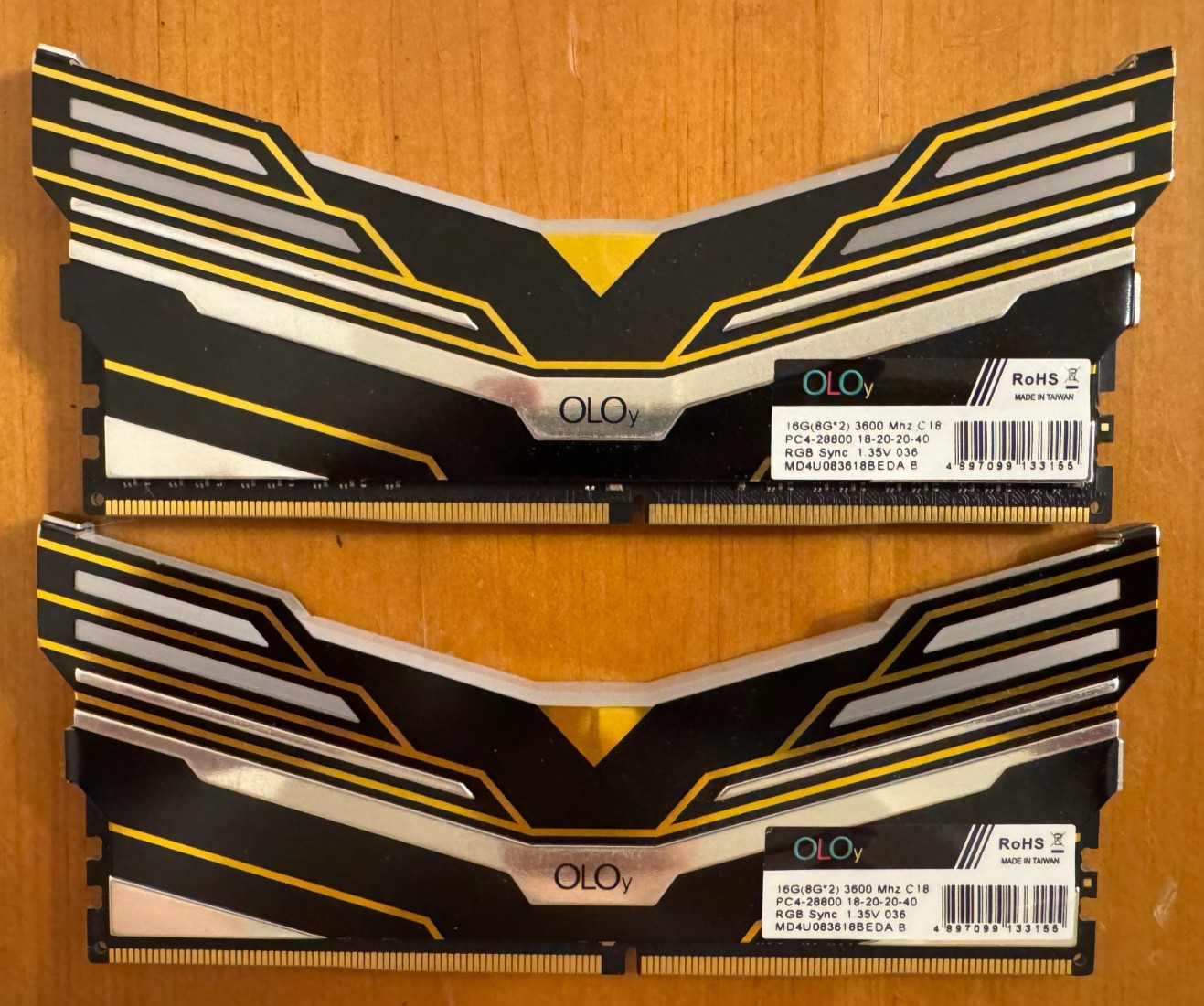 OLOY – 16GB (2 x 8GB) 288-Pin SDRAM DDR4 3600 (PC4 28800) RGB Desktop Memory