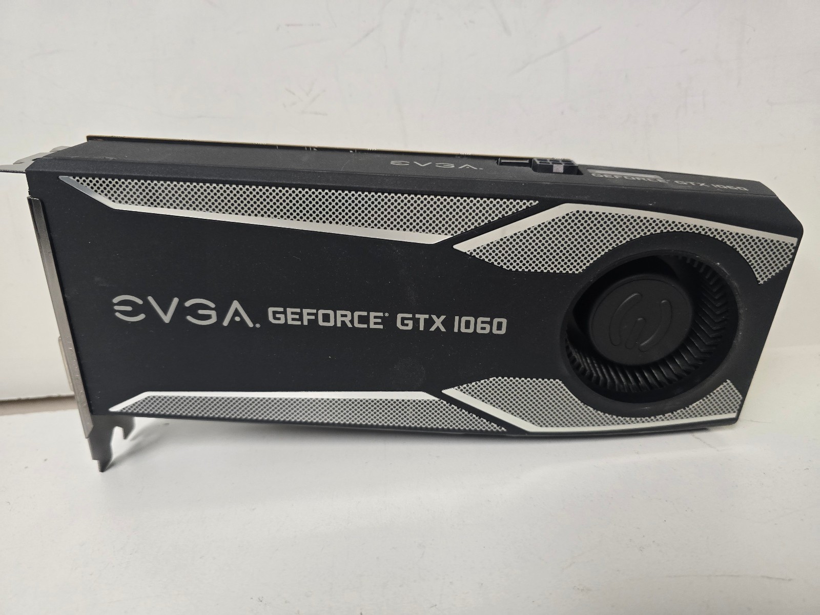 EVGA 03G-P4-5160-KR NVIDIA GEFORCE GTX 1060 3GB GDDR5 VIDEO GRAPHIC CARD