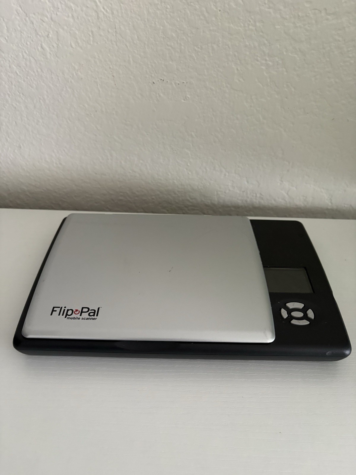 Flip Pal Mobile Scanner 100 C *Tested & Works No Case
