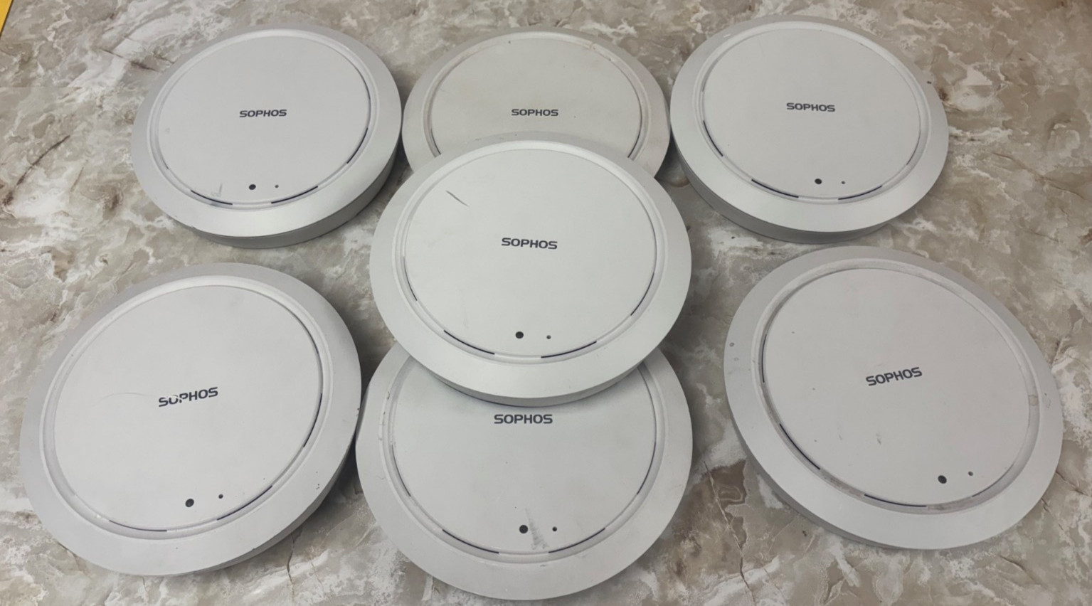 Lot OF 7 pcs Sophos AP 55C Wireless Access Point