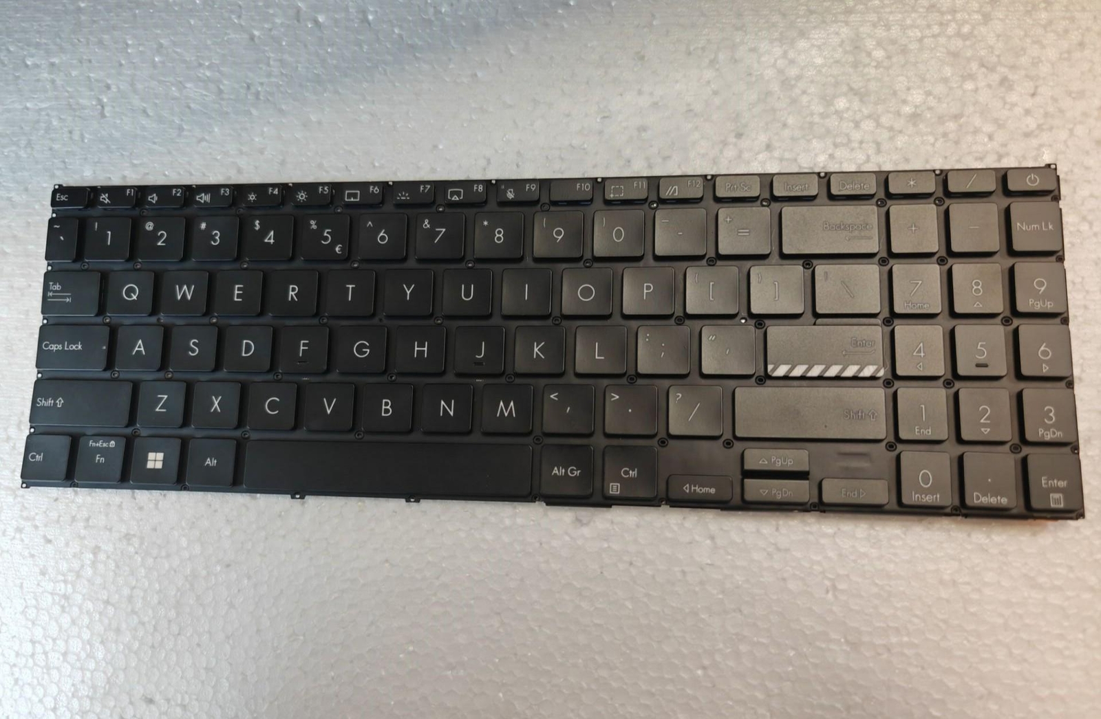 US Keyboard for Asus Vivobook 15 M1603Q M1503Q M1502 M1502Z Pro16 X1605V X1603Z