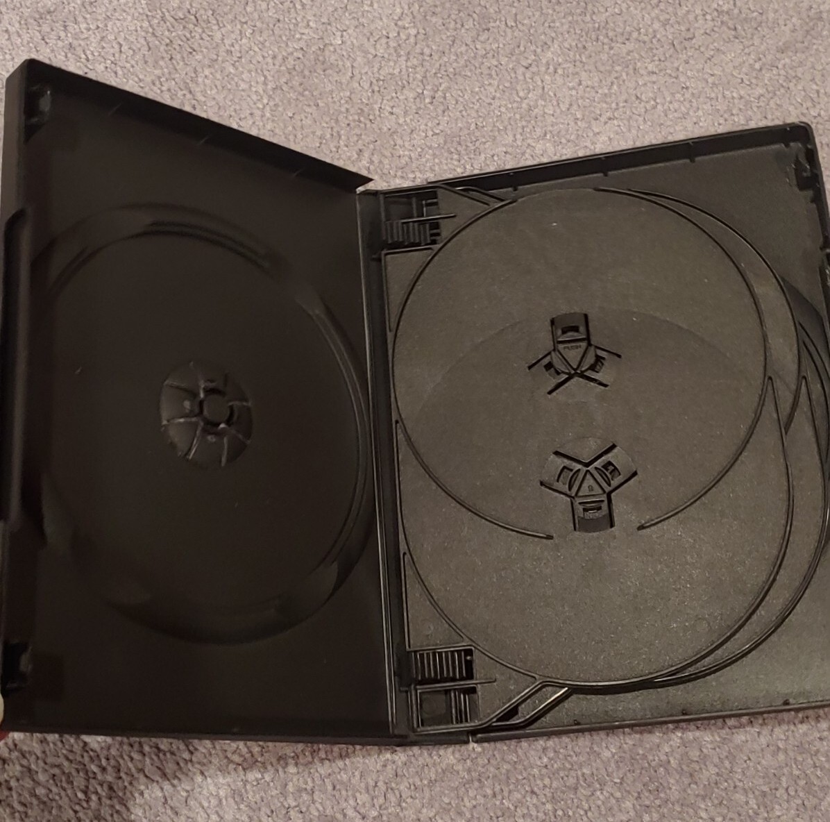 1 Black 22mm “Chubby” 6 Disc CD/DVD Storage Box Case – I have 34!