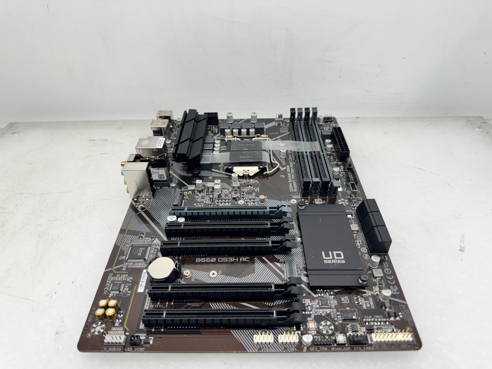 GIGABYTE B560 DS3H AC Motherboard DDR4 LGA1200 WiFi Card