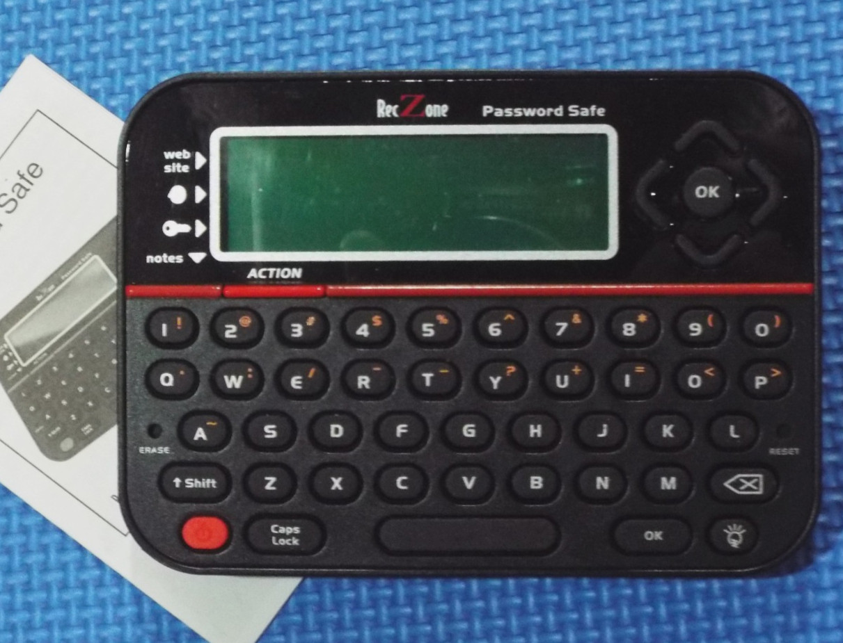 RECZONE PASSWORD SAFE BACK-LIT LCD QWERTY KEYBOARD MODEL 595