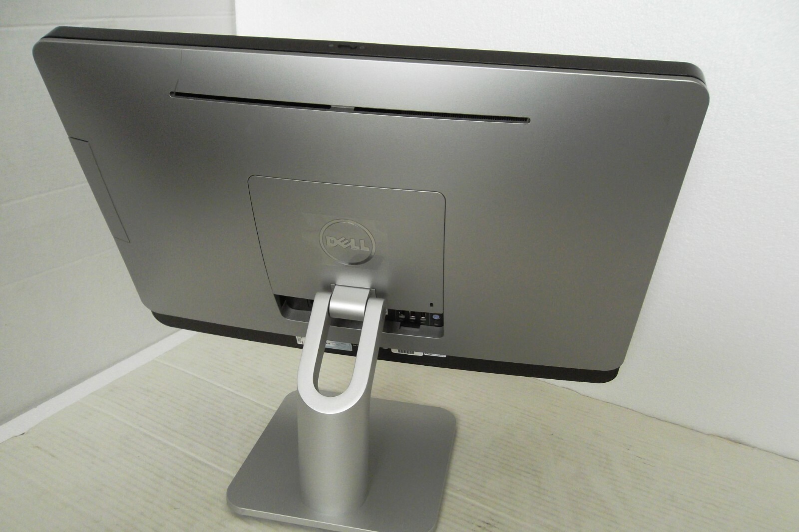 Dell Optiplex 9020 All-in-One Intel i7 (4th Gen) 3.10GHz 8GB 500GB Wi-Fi Webcam