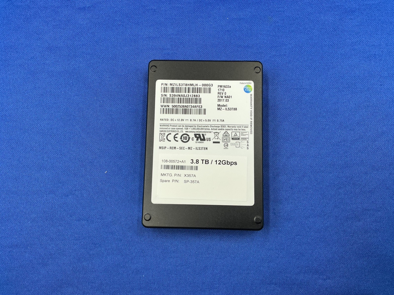 MZ-ILS3T8B SAMSUNG Netapp PM1633a 3.84TB SAS 12Gbps 2.5” SSD X357A W/O caddy