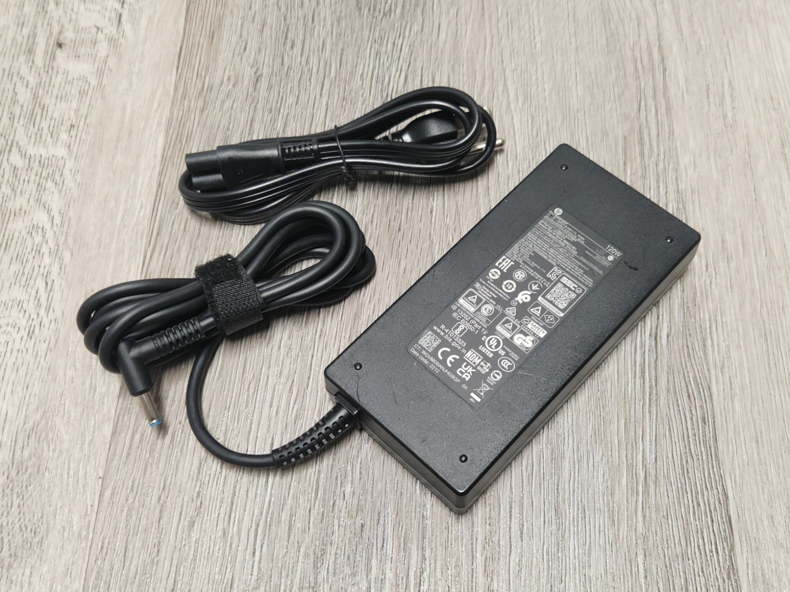Genuine HP 120W Blue Tip AC Power Adapter 19.5V 6.15A TPN-CA28 L41423-012 4.5mm
