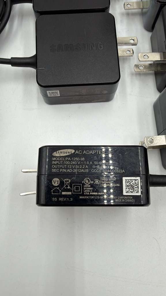 LOT OF 10 Original Samsung 26W AC Power Supply Adapter 12V 2.2A 2.5*0.7mm w/Cord