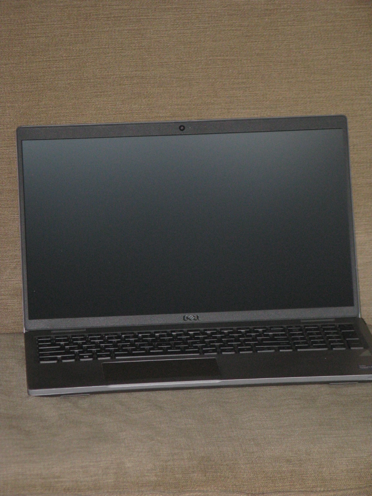 Dell Latitude 5520 i7-1185G7 256GB NVMe 12GB FHD non-touch TB4 vPro W11P