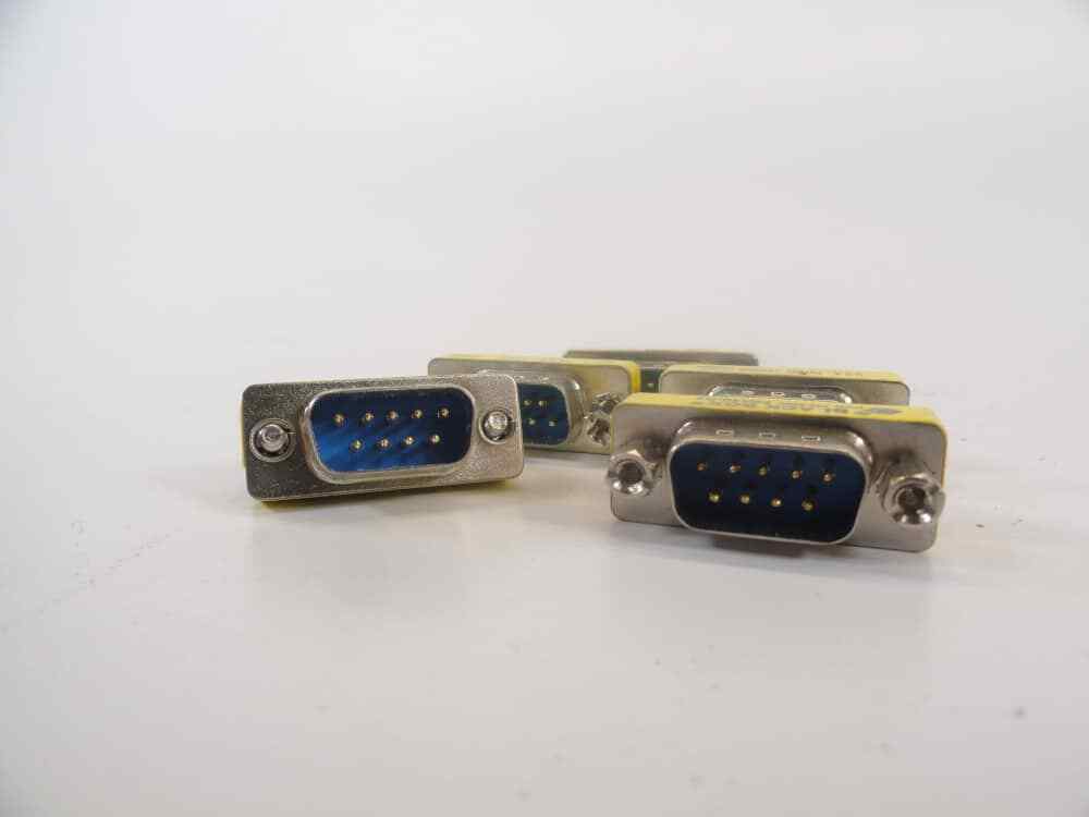 DB9 DB9-M Serial Port 9 Pin Gender Changer Connectors Male to Male – LOT OF 5